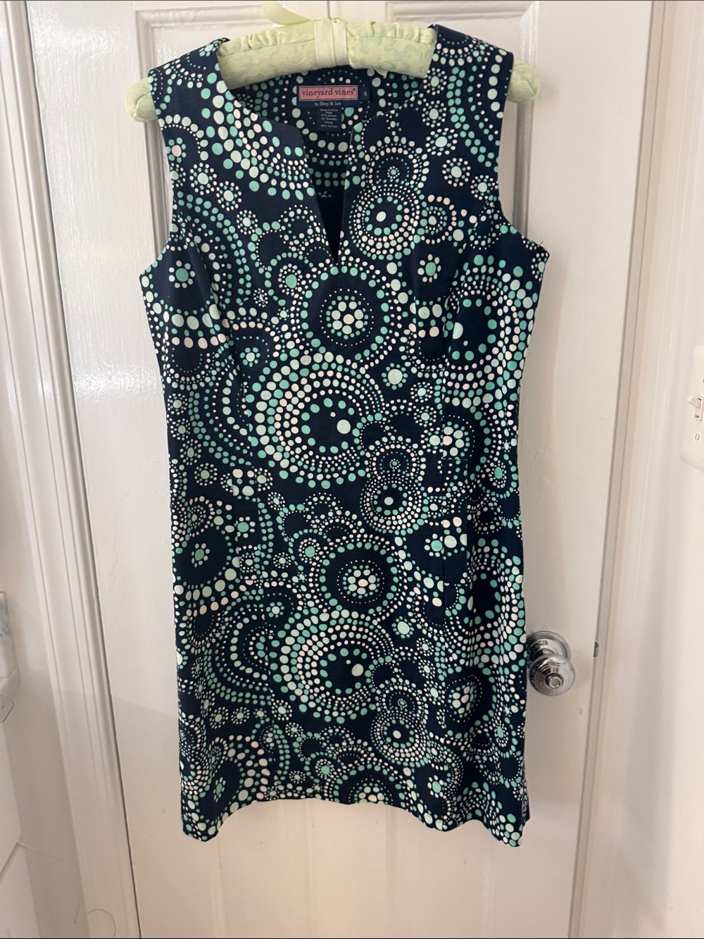 Vineyard Vines Navy Dot sleeveless shift dress